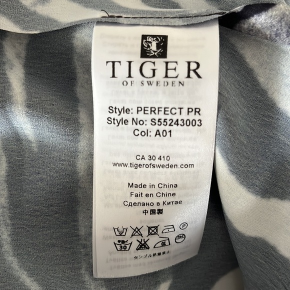 VGUC Tiger of Sweden blouse - Picture 7 of 9